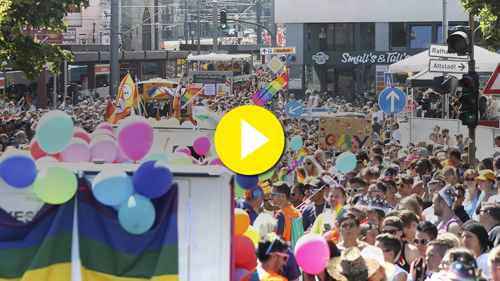 CSD 2018 – AXA feiert mit 1,1 Millionen Menschen auf NIESEN-Truck
