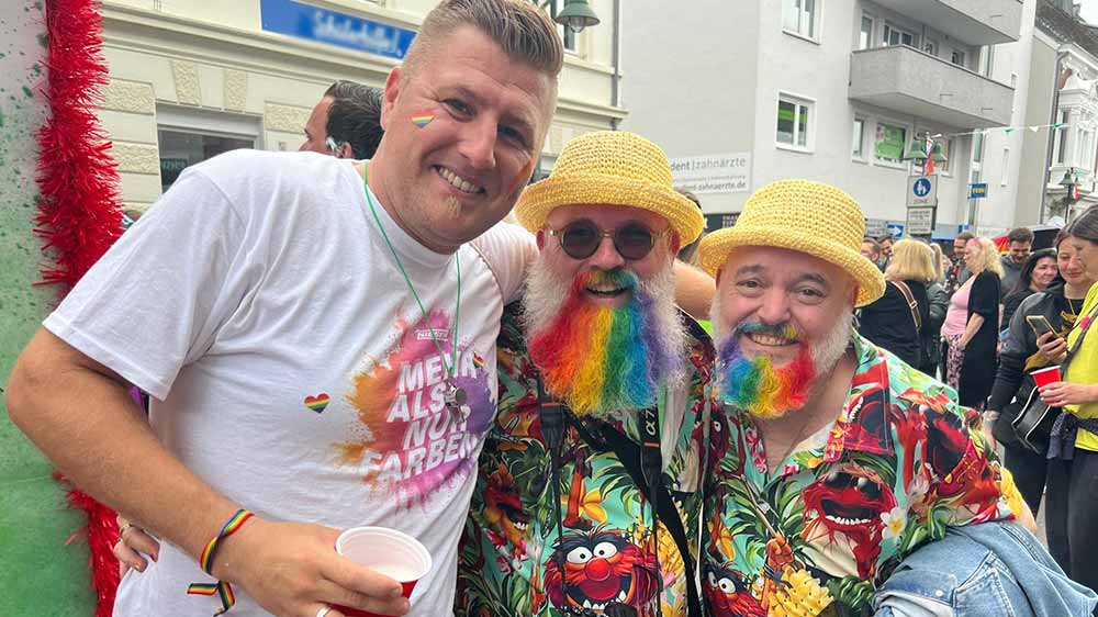 Buntes Juni-Wochenende: NIESEN mittendrin bei CSD, Volksfest und Oldtimer-Tag