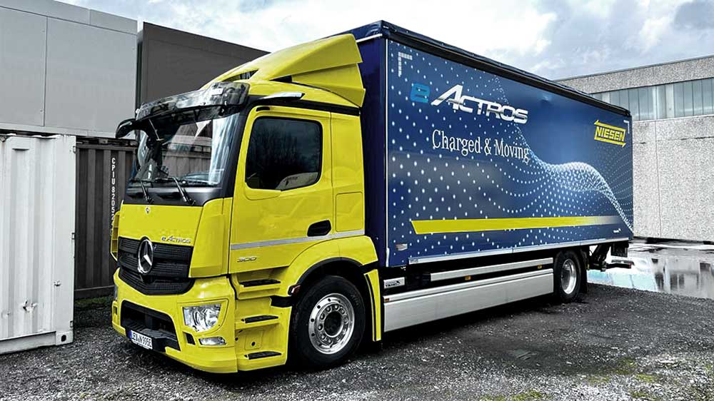 Erster Elektro-LKW ergänzt den Fuhrpark von NIESEN