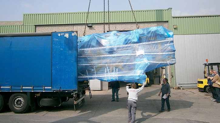 NIESEN Logistikflächen als Umschlaglager für tausende Tonnen Hightech eines namhaften Autobauers