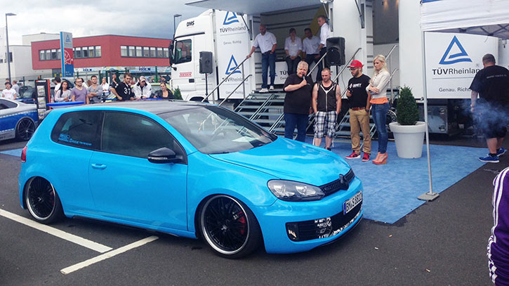 »Keine Lust auf Standard.« NIESEN Promotion Truck als Meeting Point der TÜV Rheinland-Tuning-Night 2014